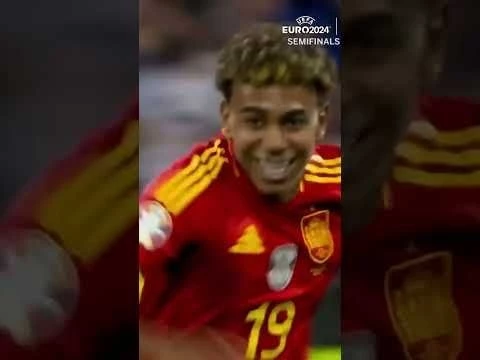 How this teenager made football history
