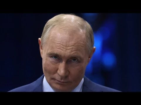 ‘Charmless and cold’: Vladimir Putin gives apartment tour