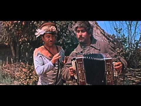 Клип из к-ф quot;СВАДЬБА В МАЛИНОВКЕquot;/1967/quot;За Одессуquot;-песня Попандопуло