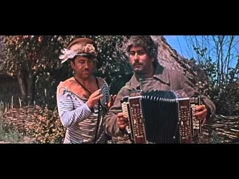 Клип из к-ф quot;СВАДЬБА В МАЛИНОВКЕquot;/1967/quot;За Одессуquot;-песня Попандопуло