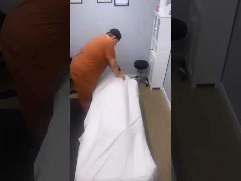 30 Minute Deep Tissue Massage in 25 seconds! Would You Try?
