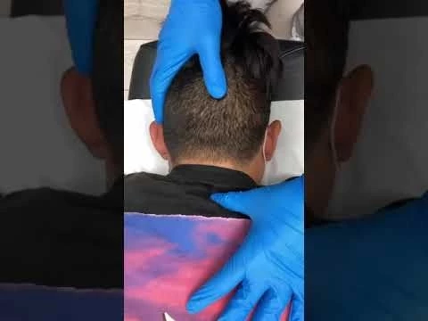 LOUD NECK AND UPPER BACK CRACKS FROM A CHIROPRACTIC ADJUSTMENT BY THE KING OF CRACKS!