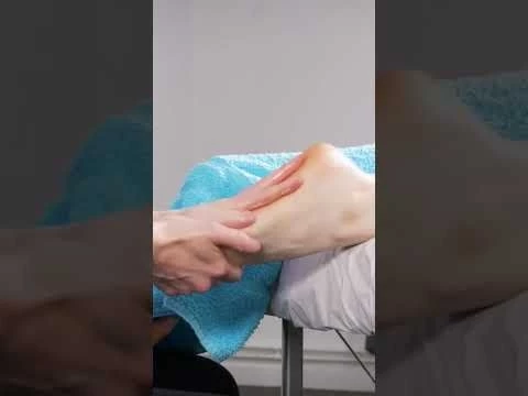 #Massage to the Foot - Effleurage technique
