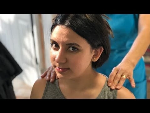 Massage Therapy for Relaxing Neck and Shoulder