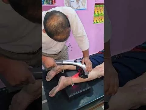 Hip thigh muscle pain massage