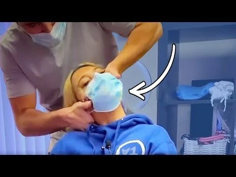 Chiropractor Reveals Why You’re Obsessed With Bone Cracking