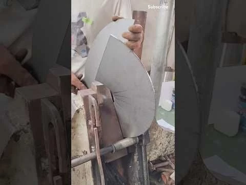 The process of making spiral paddle for conveyor machine #manufacturing #skills #shorts