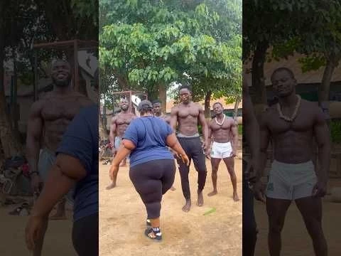 BIG SQUATTING DAY ? @LucywatersTV @Goten_intense @Nappa_power #fit #legday #fit