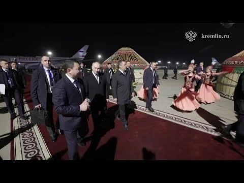 Путину устроили царский прием в Киргизии! Беркуты, тайганы и объятия лидеров