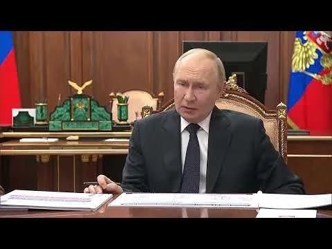 «Арктика — новый космос»: Чибис раскрыл Путину главный риск для Севморпути после 2035 года