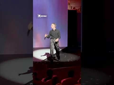 Дмитриенко удивил танцами и стал артистом года #дмитриенко