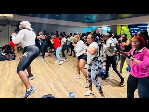 BEST workout for GLUTES, LEGS  CORE by THE KING OF SQUAT @nyawolomshini21