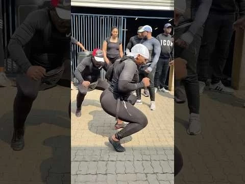 Simple GLUTES Workout @AeroFitSA @AerofitsaClips @nyawolomshini21