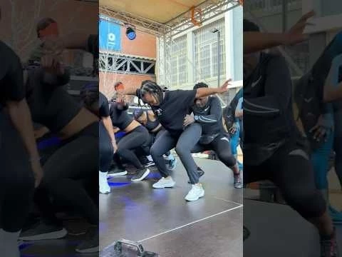 Grow GLUTES With this DANCE @AeroFitSA @AerofitsaClips @nyawolomshini21