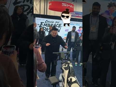 Chinese Trump Meets Smart Golf Cart at CES! (Ft. @trumpbyryanofficial )
