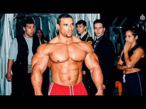 WHEN HUGE BODYBUILDERS GO OUT IN PUBLIC -  EPIC REACTIONS  COMPILATION 2026