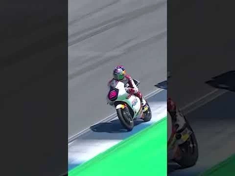 DEBUT Manis VEDA di MOTO3