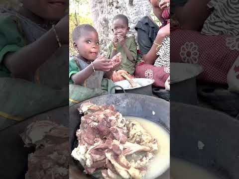 The daily life and diet of the Hazarbi tribe #africa